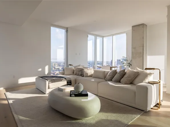 313 W 17th St Unit 2007, Austin, TX 78701