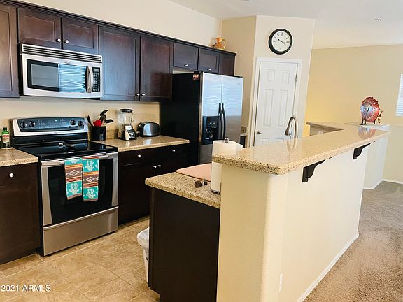 5th image of 3044 E Dunbar Dr