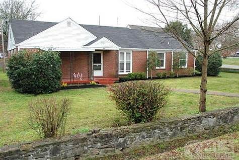 1st image of 433 Charles Dr