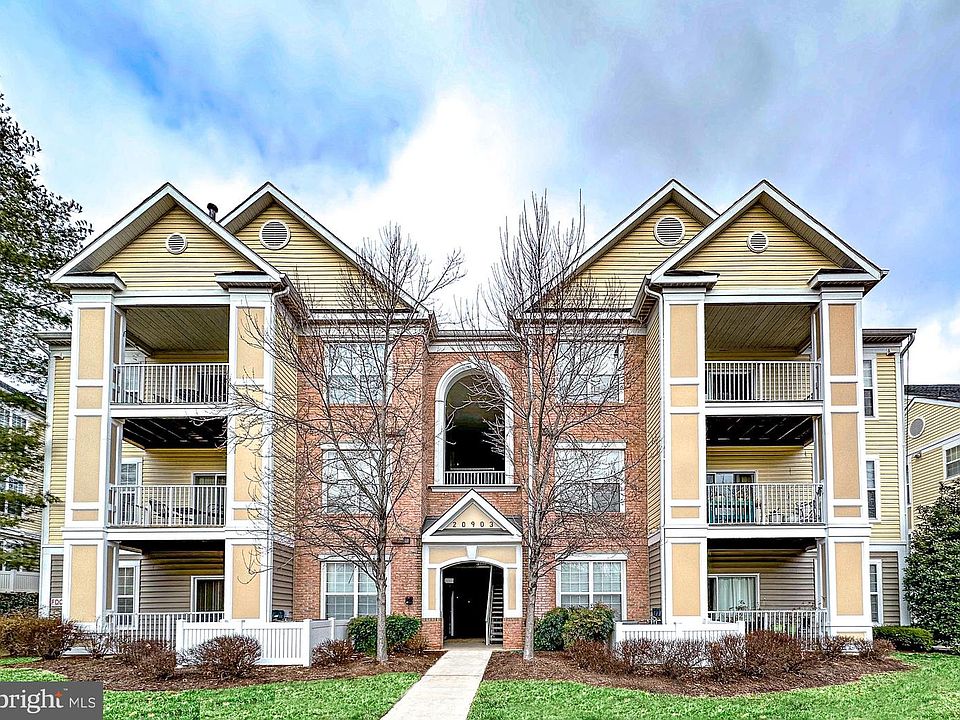 1st image of 20903 Cedarpost Sq Unit 100