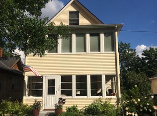 128 Cedar Lake Rd N #1, Minneapolis, MN 55405