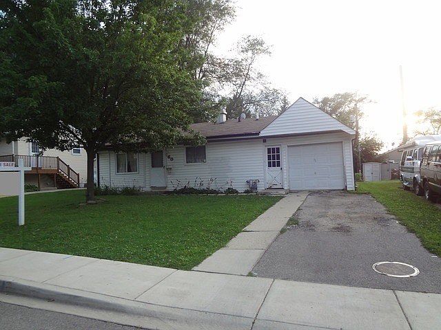 1st image of 60 Ash St