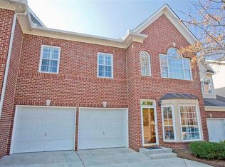 1002 Sterling Ct, Roswell, GA 30075