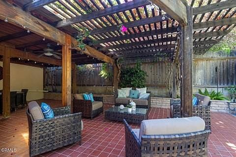 5th image of 3933 El Lado Dr