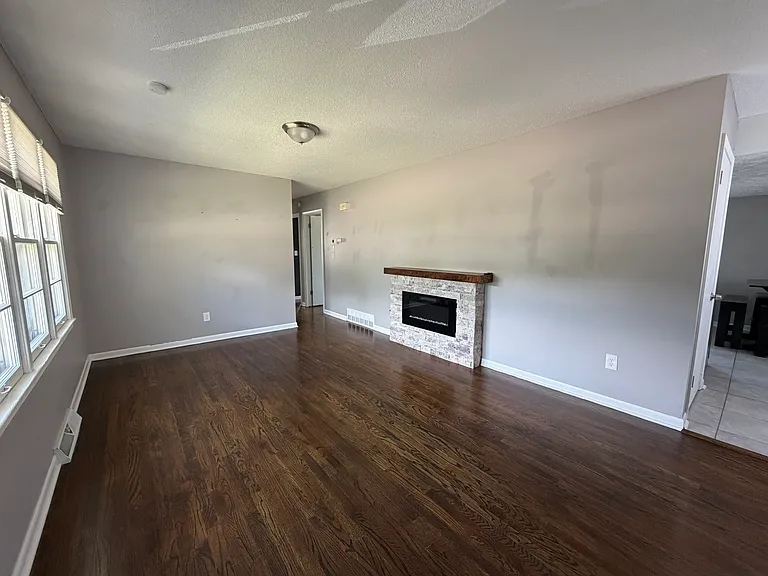 513 Bonnie Ave — Photo 9