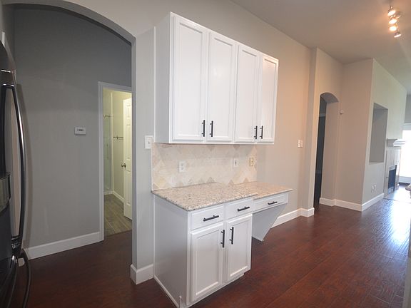 Lovely Updated Kitchen