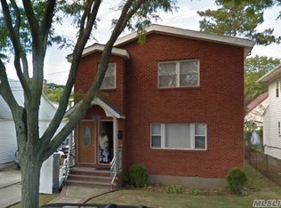 25533 147th Dr, Rosedale, NY 11422