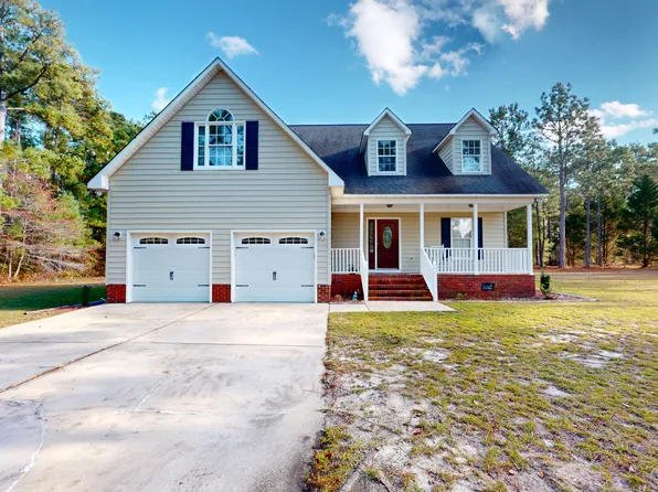 5710 Bridle Ridge Lane, Wade, NC 28395