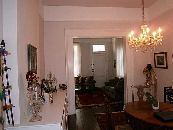 3rd image of 4313 Prytania St