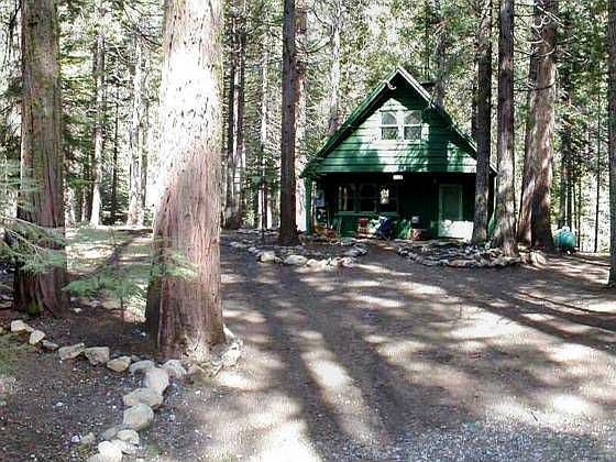1st image of 166 Creekside Dr