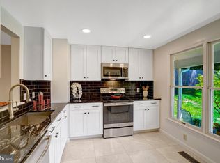 7558 Wood Mist Ln, Falls Church, VA 22043