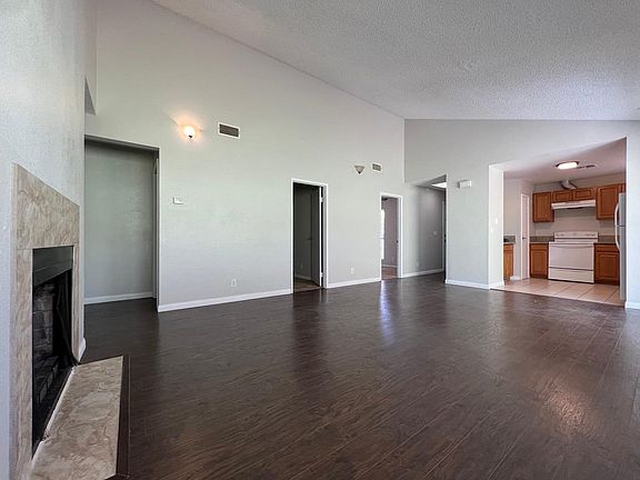 2nd image of 6207 Don Zarembo Ave