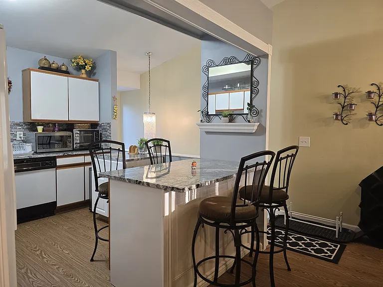 Breakfast nook