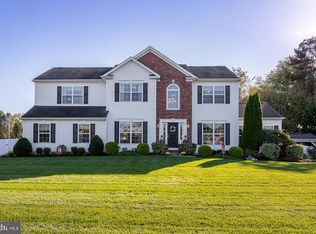 21 Curtmantle Rd, Mickleton, NJ 08056