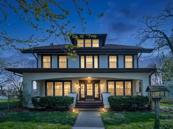 427 E Benton St, Aurora, IL 60505