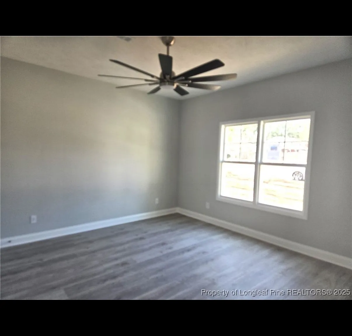 5 bed, 2328 sqft, $2,750 — Photo 3