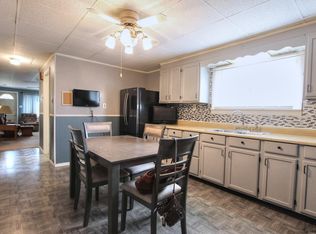 3 Plank Rd, Waterford, NY 12188