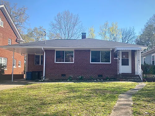 1011 Green St Photo 1
