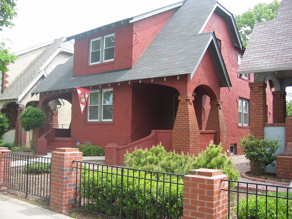 2nd image of 2903 Barton Ave