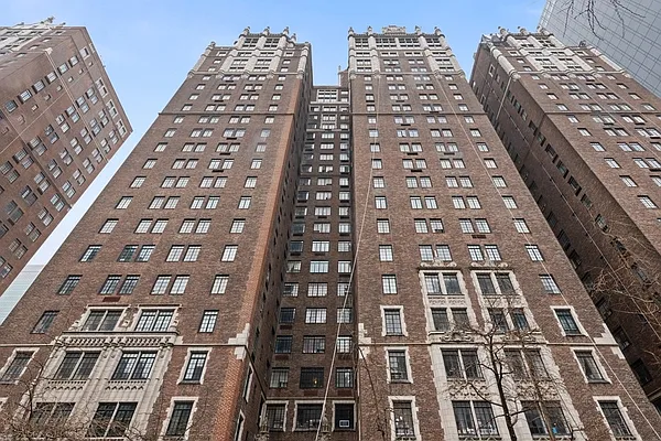 Rented by Compass | media 4