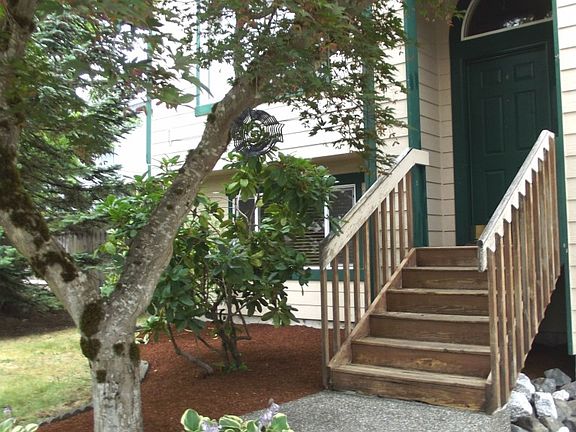 2nd image of 507 Pine Ct