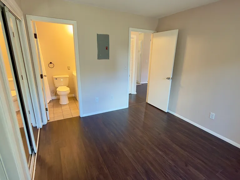 2225 S Buckley Rd #101 — Photo 9