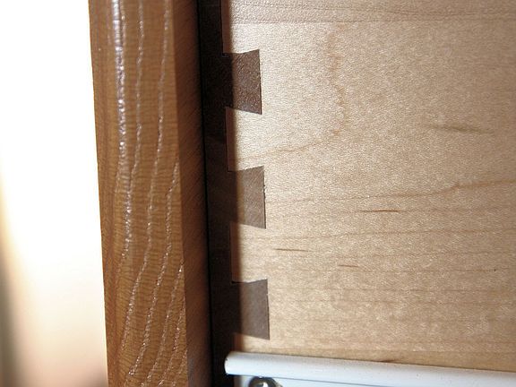 Amish Cabinets Include Plywood Sides and Wood "Dovetail" Construction Drawers 