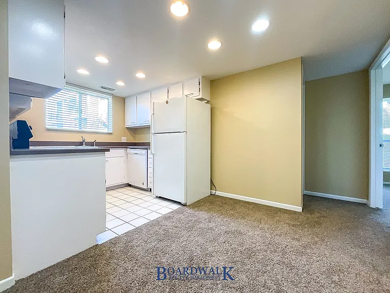 1060 E Quail Park Dr #C — Photo 7