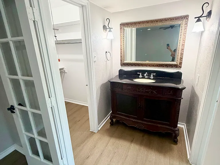 830 Windsor Pl — Photo 13