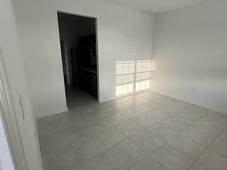 1563 Marksman Rd #B — Photo 7