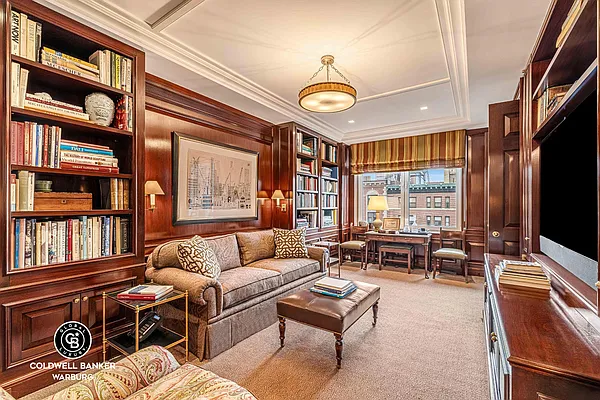 Sold by Coldwell Banker Warburg | media 2