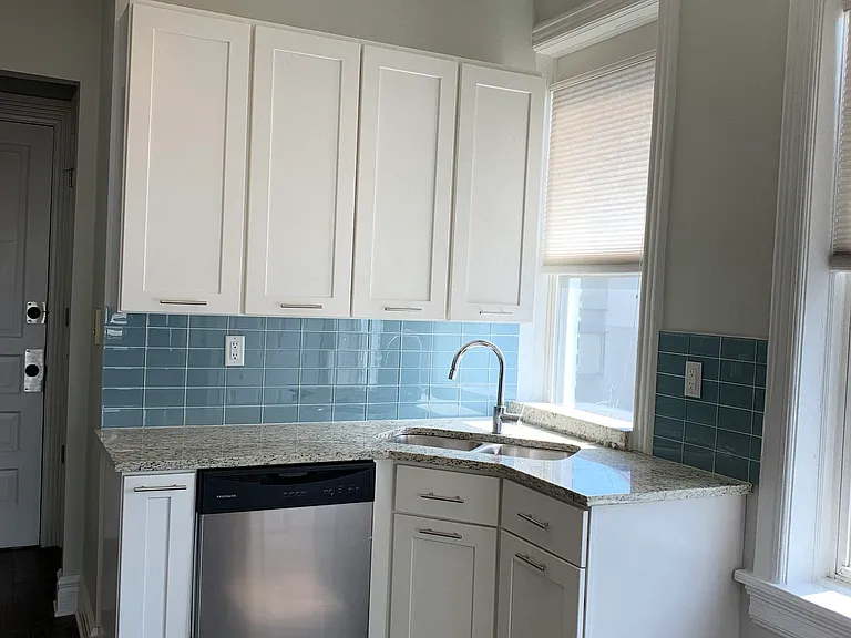 1653 N. Halsted St. — Photo 5