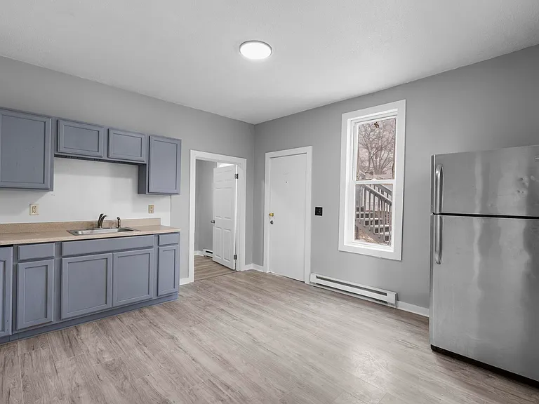 71 River St #1R — Photo 7
