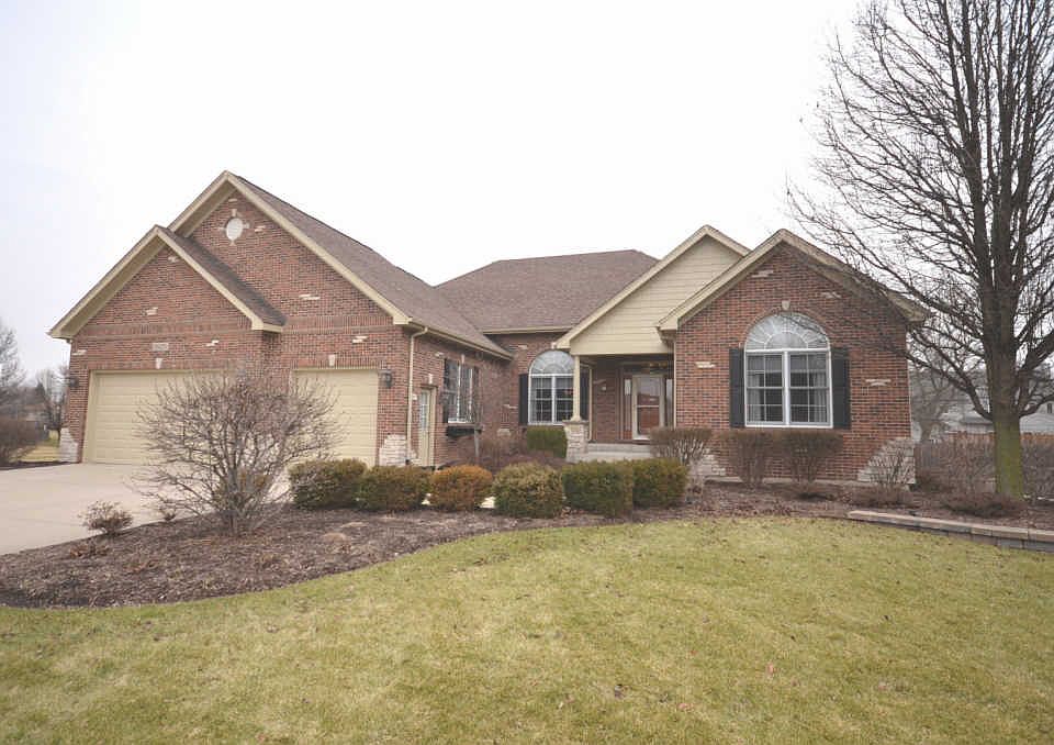 1st image of 26429 Silverleaf Dr