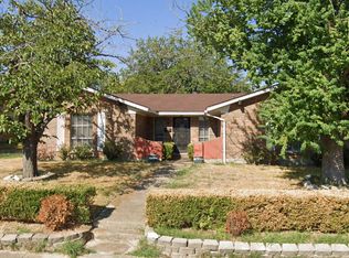 1417 Meadowcrest Dr, Mesquite, TX 75149