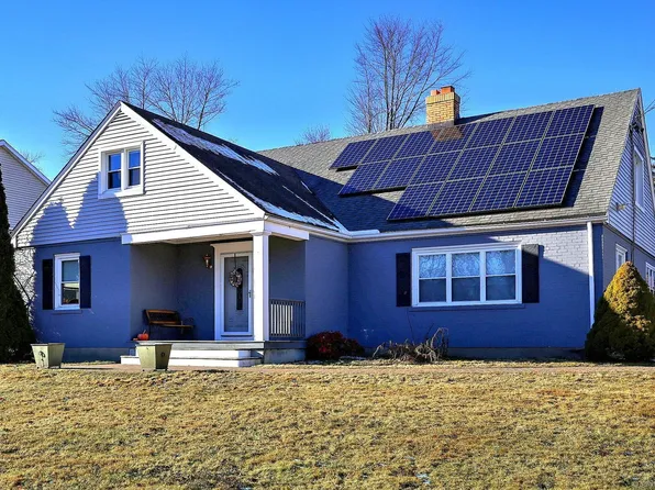 29 Bailey Street, Trumbull, CT 06611