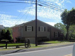 2950 Culler Rd, Weirton, WV 26062