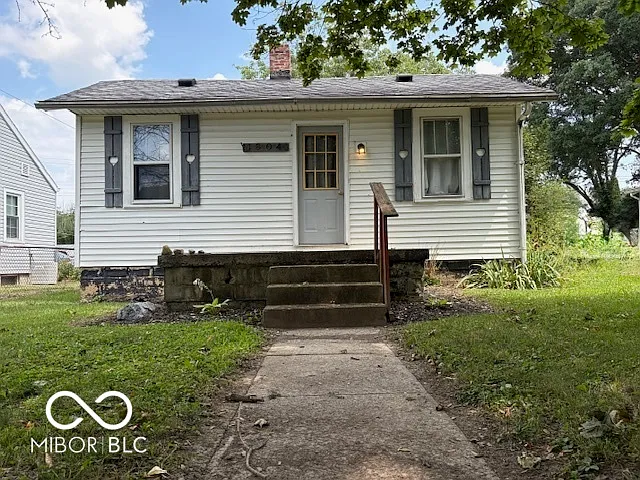 1804 N Milton St photo 1