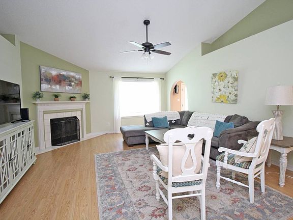 2nd image of 9048 Caribbean Dr
