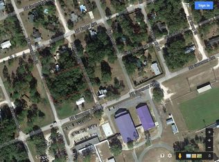 701 Broughton St NE, Branford, FL 32008