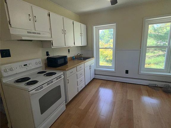 4th image of 847 S Filmore St #843