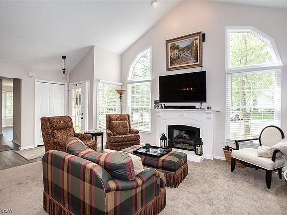 4th image of 401 Bounty Way APT 128