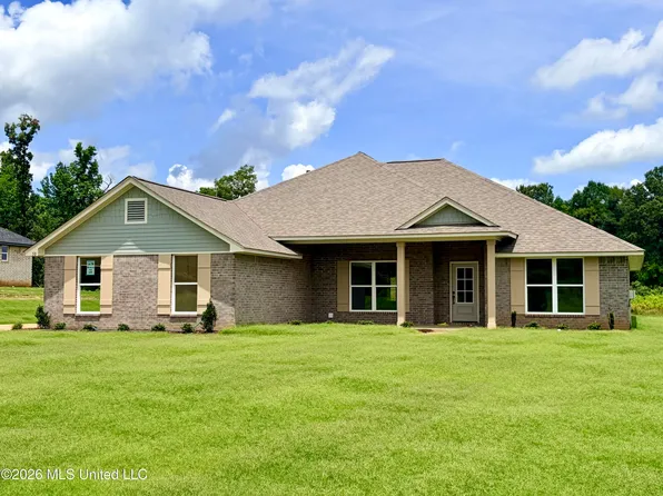 50 Farley Rd, Byhalia, MS 38611