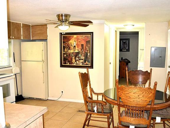 3rd image of 791 Spanish Moss Dr