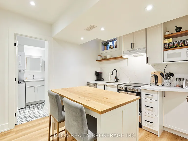 192 Audrey Ave #LOWER — Photo 8