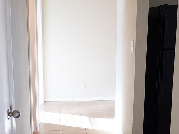 5th image of 3401 E Irvington Place & 3403