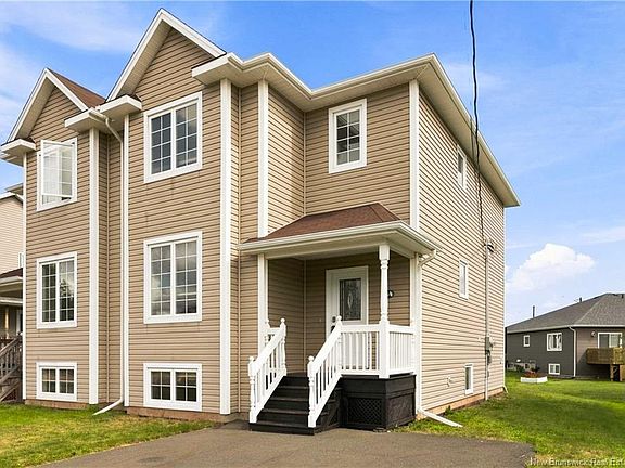 4th image of 84 Harmony Dr
