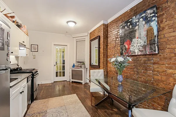 Rented by Corcoran | media 10