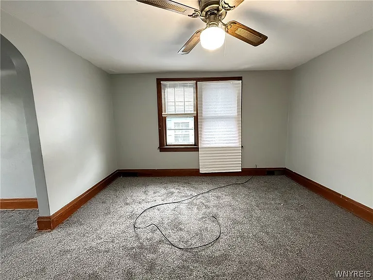 110 Gerald Ave — Photo 4