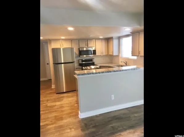 11999 S Draperville Ave, Draper, UT 84020